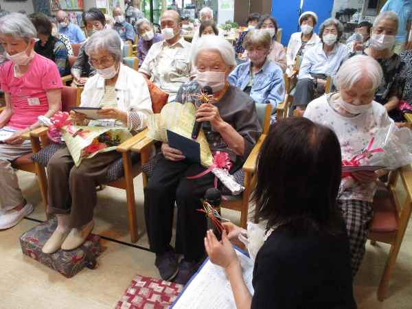 最高齢の方からのコメントをいうお客様