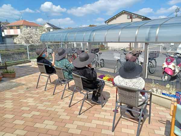 スリッパ飛ばし「明日天気になぁれ！」
