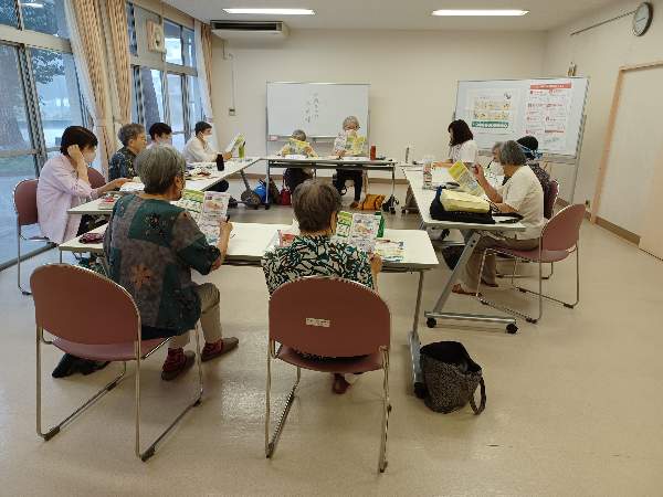 フレイル予防について講話中