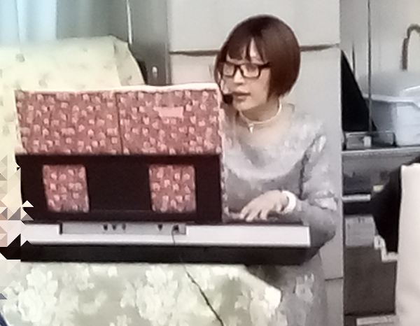 ジャズピアニストの槻木沢さん