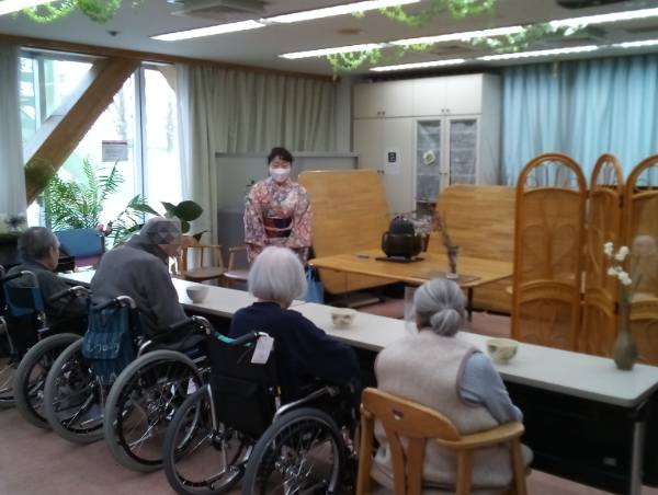 介護老人福祉施設 けんちの里「お茶会」再開