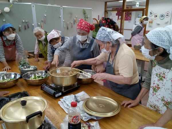 すいとんづくり