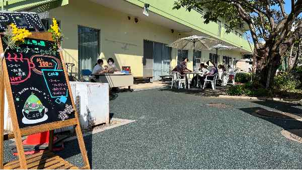 たけのこカフェ外からの様子