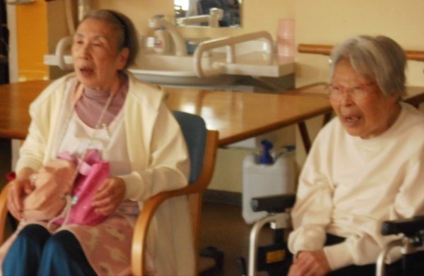 体操クラブ~ケアマネジャーの口腔体操~